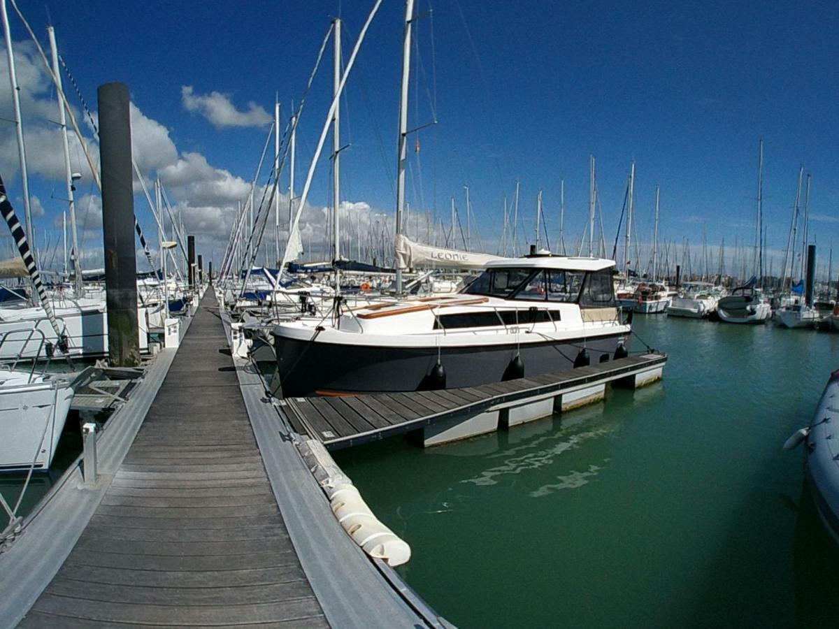 La Rochelle Sur L'Eau Hotel Buitenkant foto