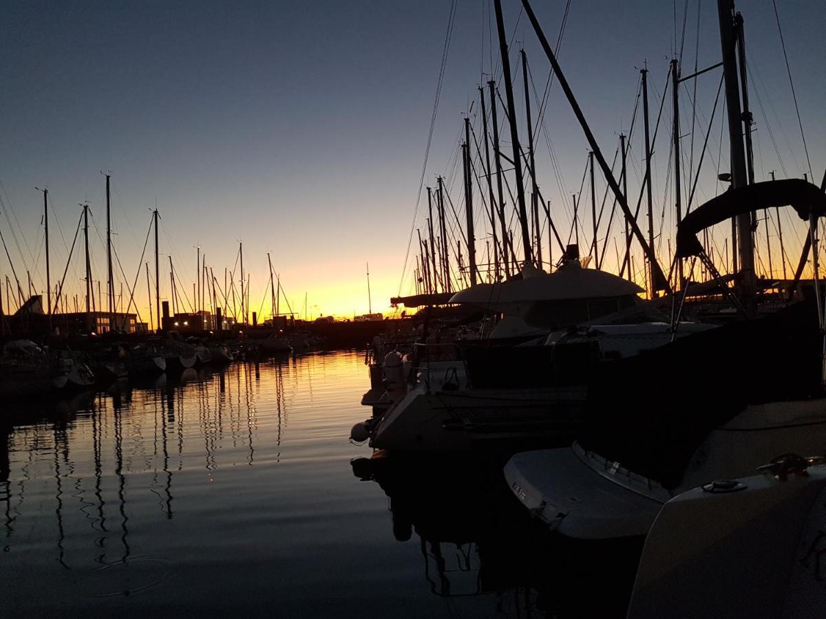 La Rochelle Sur L'Eau Hotel Buitenkant foto